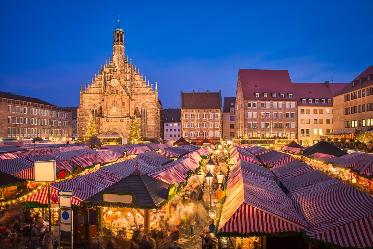 Weihnachtsmarkt Nürnberg am Abend